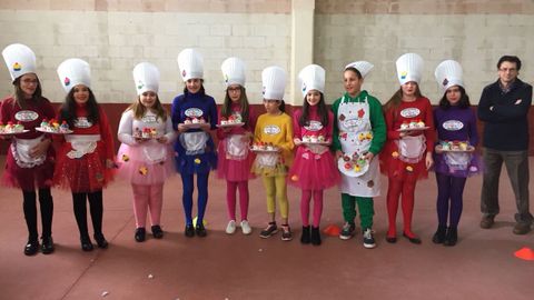 Entroido del colegio de Dumbr�a