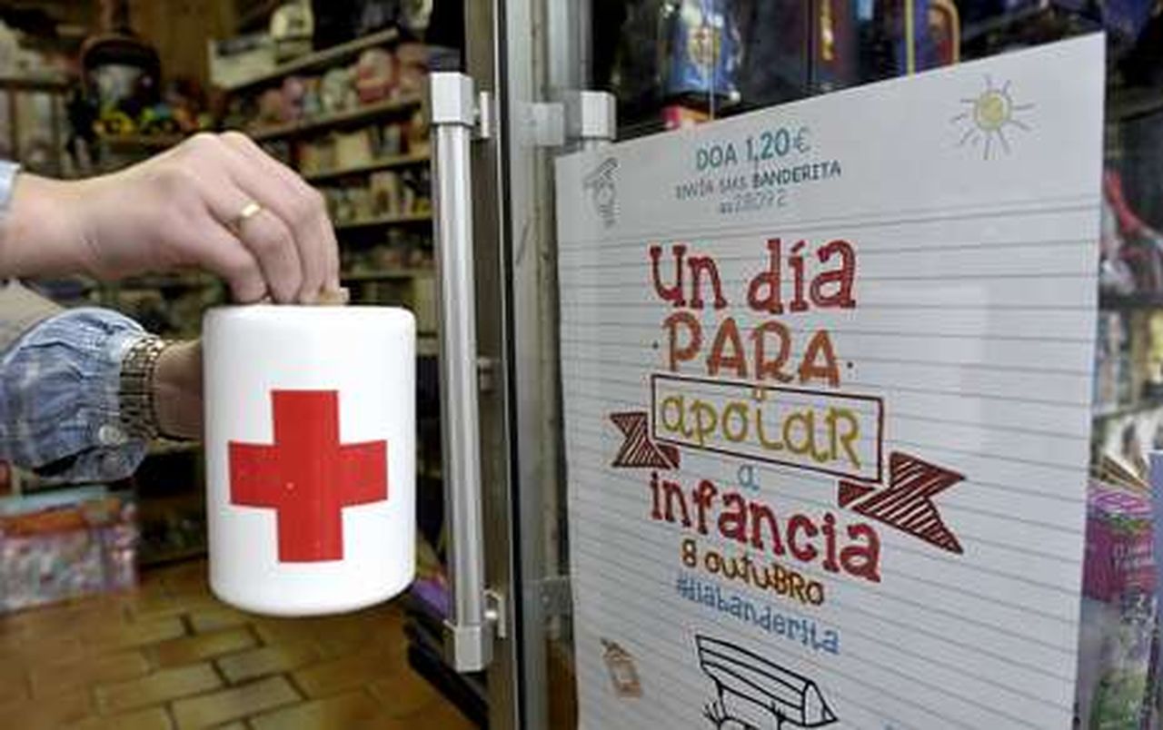Cruz Roja saca la banderita a la calle en pro de la infancia