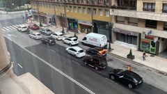 Coches participantes en la protesta de Vox  en Oviedo