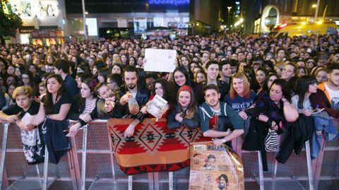 Fans de la serie en la Gran Va de Madrid