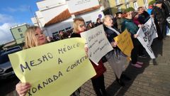 Manifestaci�n en Corrubedo para exigir mejoras en la atenci�n sanitaria