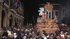 Imagen de archivo de la procesi�n de La Madrug�, en Oviedo