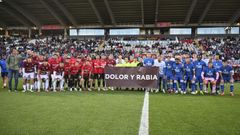 Partido solidario por los incendios forestales del verano entre el Ourense CF y el Zamora CF celebrado en el Reino de Len.