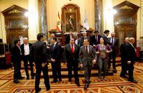 Participantes en la presentaci�n del informe, en el sal�n de plenos del Ayuntamiento.