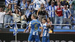 Barcia y Yeremay, celebrando el gol del primero ante el Sporting en Abanca Riazor.