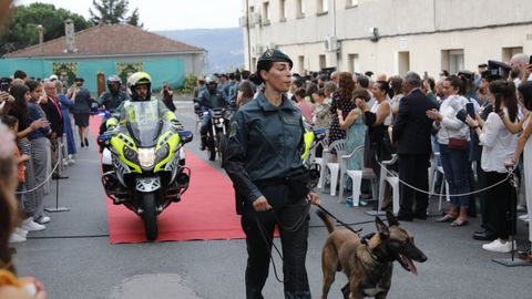 Un momento del desfile que abri el acto institucional