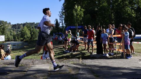 Leiro celebra 41 historias de su carrera popular.La zona de O Salgueiral fue el eje de la clsica de O Ribeiro