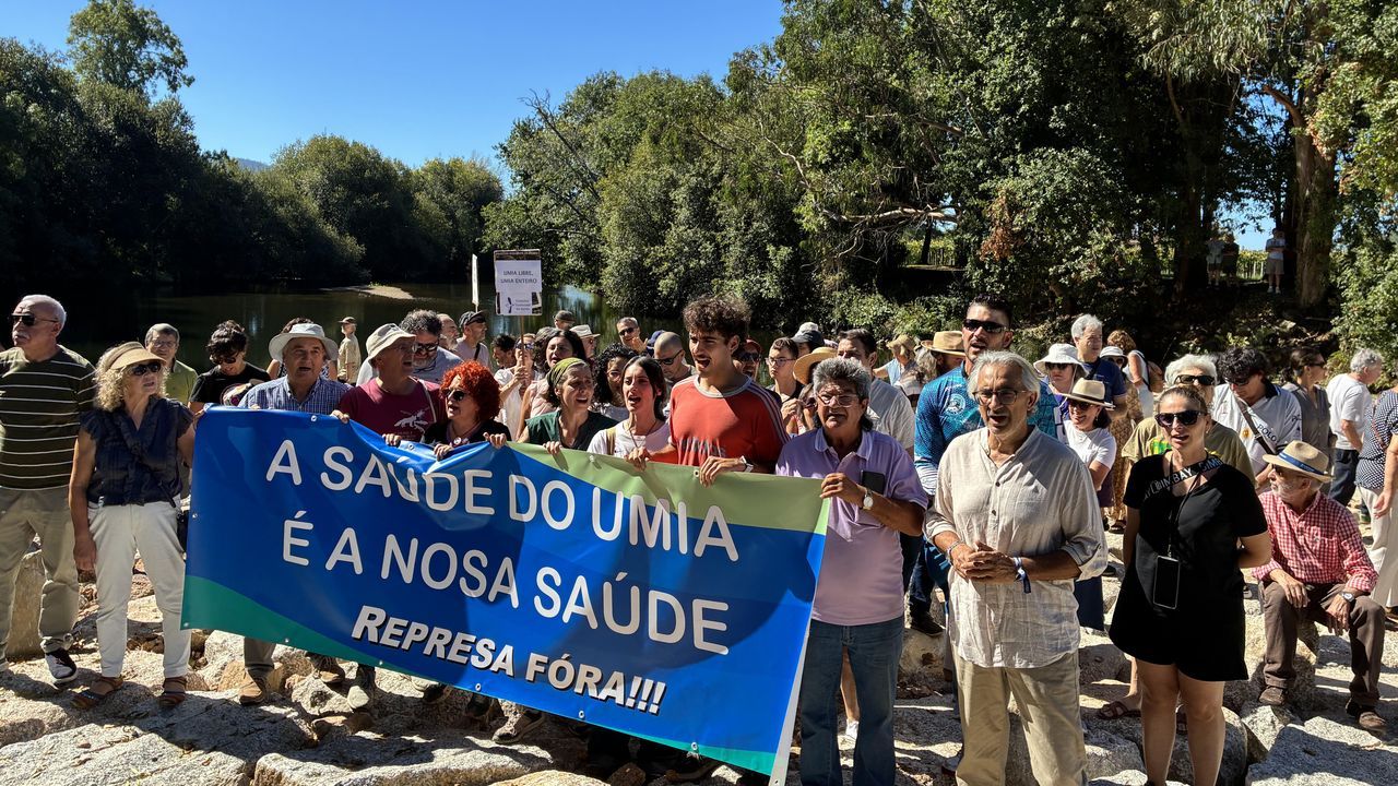 Más de doscientas personas claman contra la represa y por un «Umia vivo»