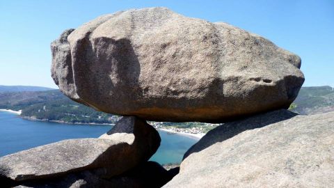 Monte de O Pindo.Pedra Cabalgada