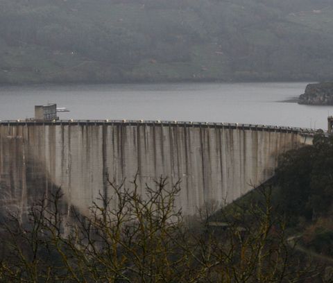 Entre el martes y el mi�rcoles, la presa aument� su nivel en 96 hect�metros c�bicos. 