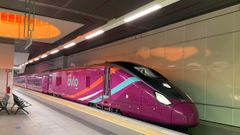 El primer tren Avlo (unidades Avril 106), la lnea de bajo coste de Renfe, ha pasado este martes por la Variante de Pajares en un trayecto en pruebas entre Len y Asturias