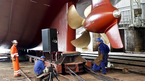 Imagen de archivo de la botadura de un ferri elctrico en el astillero Armn, en Vigo.