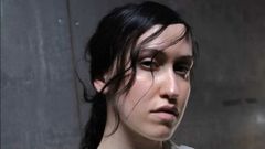 Ana Novoa es una bailarina, core�grafa y �performer� ourensana, que particip� en proyectos como exposiciones en museos, giras con cantantes o series, creando tambi�n sus propios trabajos.