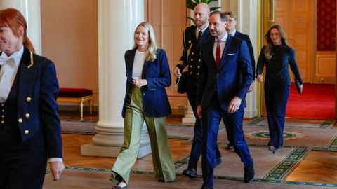 La princesa Mette-Marit reaparece en un acto p�blico usando por primera vez ox�geno
