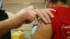 De los 500 mari�anos de entre 50 y 55 a�os citados el s�bado para vacunarse en Burela acudieron 397