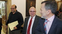 Los portavoces opositores se dedicar�n en exclusiva a las tareas municipales. 