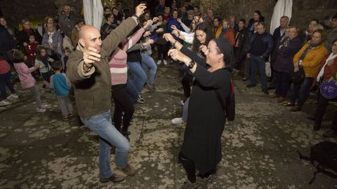 Hay localidades, como Zas, donde se une el Saman con otras celebraciones como el Magosto o las foliadas.