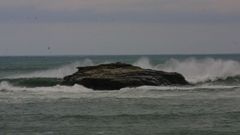 Pena Orxal, cercana a la playa de Polas