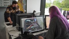 Estudiantes del m�ster de dise�o de videojuegos de la UDC en Ferrol trabajando en una experiencia Marvel