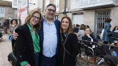 Julio Gosende,en el centro,enla fiesta de solteros de Celanova