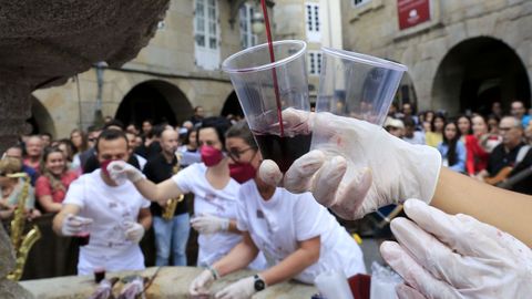 De la fuente de San Vicente volvi a manar vino