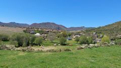 Las imgenes de Campo del Agua, con vistas a la sierra de Ancares