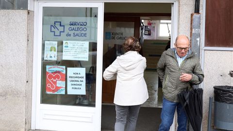 Imagen del centro de salud de Ribeira