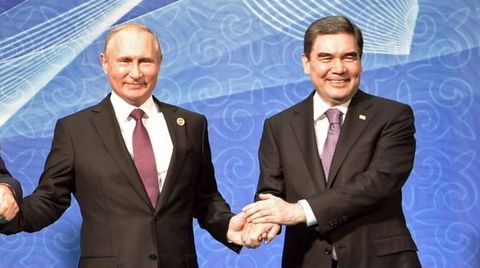 Putin con el presidente de Turkmenistán