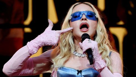 La cantante durante su concierto sorpresa en Nueva York