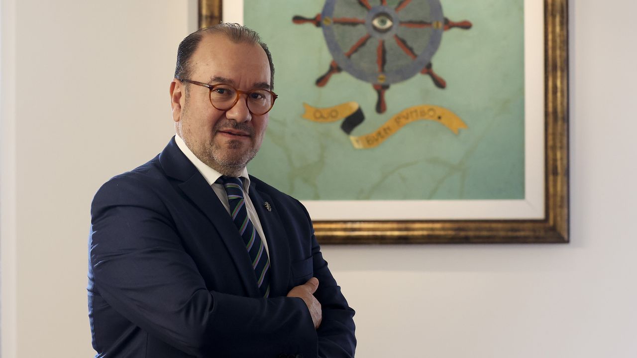 Antonio López, rector de la USC: «Esta medida non fala de consenso, senón da ruptura dun acordo»