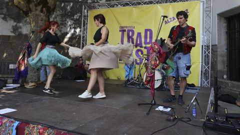Foliada con el grupo Pesdelán en Mazarelos