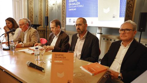 O libro foi presentado na Casa Galega da Cultura, en Vigo.