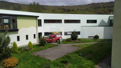 Los GES de Maceda desinfectan cada 48 horas la residencia de la tercera edad de Esgos.