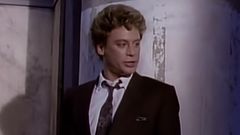 Eric Carmen, en una captura del videoclip oficial del tema Hungry Eyes