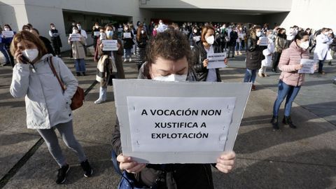 Las enfermeras se concentraron en numerosas ocasiones a las puertas del HULA