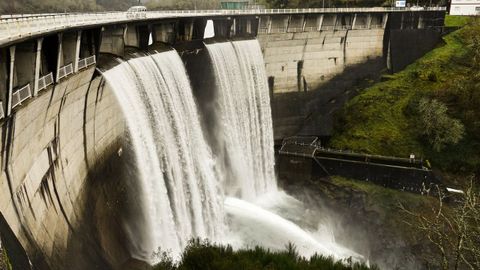 Imagen del embalse de Eiras