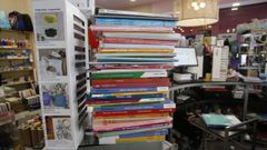 Volumen de libros de texto preparados para la venta
