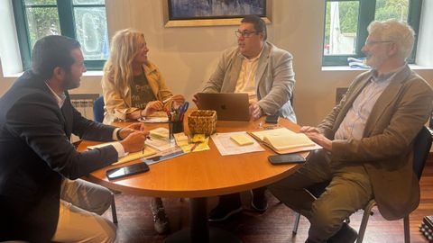 Beatriz Sestayo recibi a Francisco Prez en su despacho 