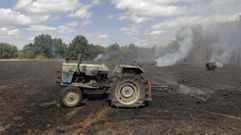 El tractor qued� completamente destruido por el fuego