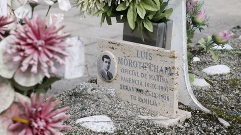 El militar Luis Morote, en la fosa de Serantes