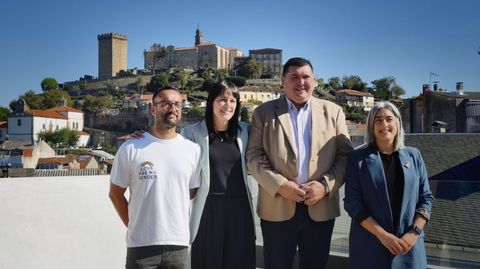 Manuel Luaces, Ana Pont�n, Emilio S�nchez y Candela L�pez en el acto de ayer