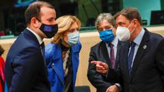 Varios ministros de Pesca, entre ellos Luis Planas, en Bruselas