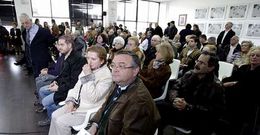 Las im�genes, impresas en paneles de policarbonato de gran tama�o, se encuentran en el sal�n de plenos.