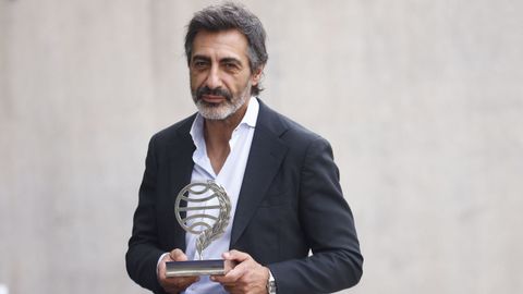 El escritor madrileo Juan del Val, ganador anoche del 74 Premio Planeta.