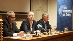 El director del foro, Santiago Lago, present� el �ltimo informe de coyuntura econ�mica junto a Patricio S�nchez y Francisco Armesto