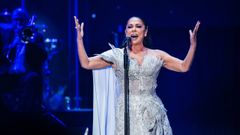 Isabel Pantoja en el escenario en su concierto en el Festival Starlite de Navidad del 2024.