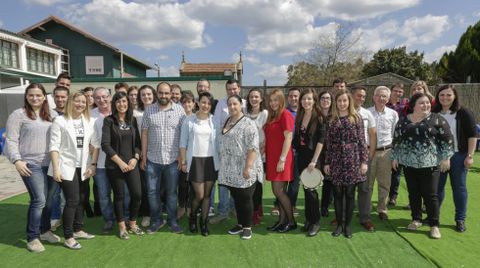 Miembros y exmiembros de la asociaci�n Argazo, reunidos en Montemaior (A Laracha). 