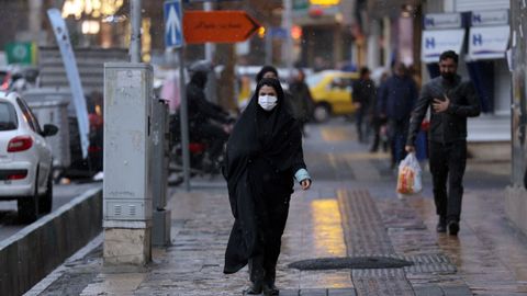 Los peque�os comerciantes iran�es comienzan a acusar los problemas de estar dos semanas desconectados de Internet