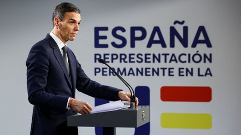 Pedro S�nchez, en su comparencia anoche en rueda de prensa