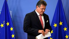 El vicepresidente de la Comisi�n Europea responsable de las relaciones con el Reino Unido, Maros Sefcovic, este viernes durante su rueda de prensa. 